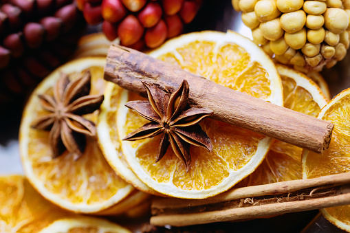 savon à l'orange et à la cannelle